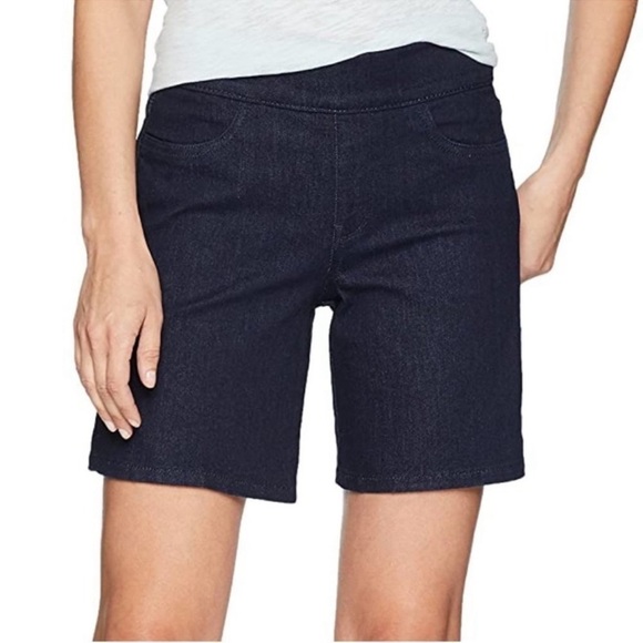 NYDJ Women’s Pull On Casual Shorts MFOZ2400 Size 4 Black - Picture 1 of 10